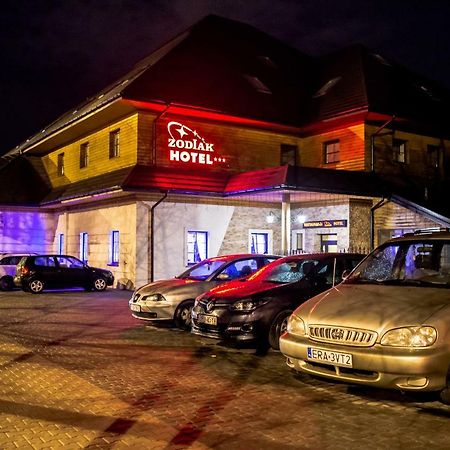 Hotel Zodiak Radomsko Εξωτερικό φωτογραφία