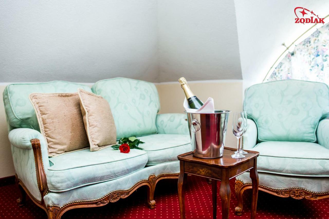 Hotel Zodiak Radomsko Εξωτερικό φωτογραφία