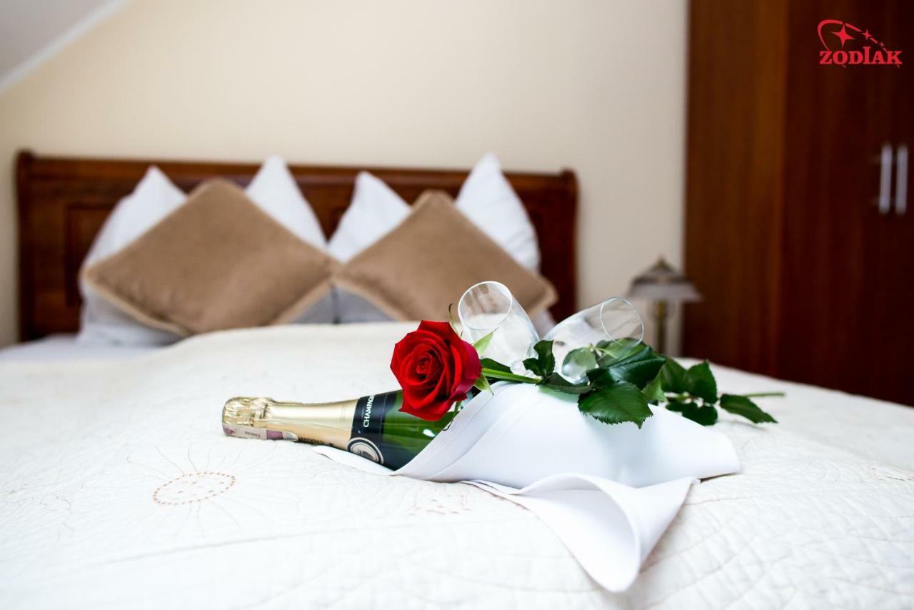 Hotel Zodiak Radomsko Εξωτερικό φωτογραφία