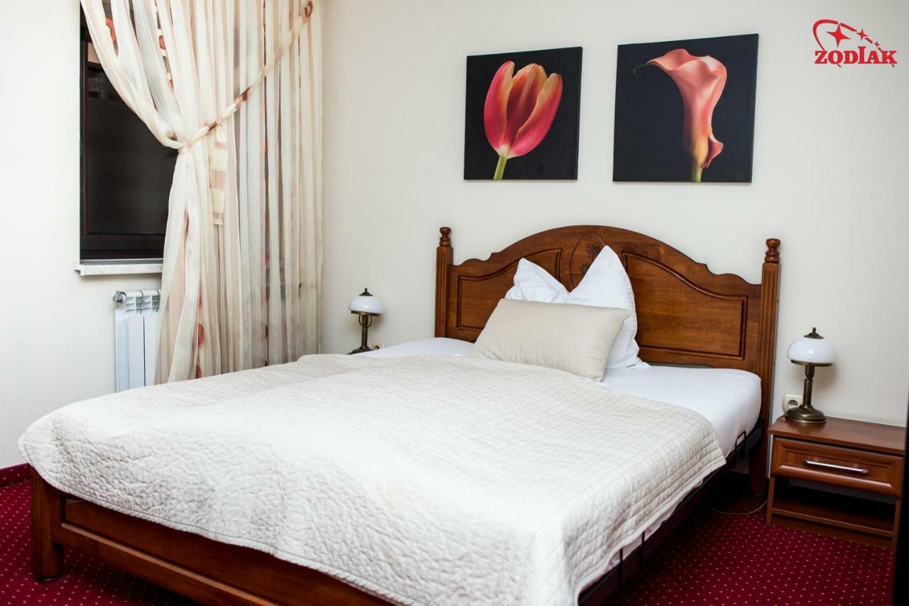 Hotel Zodiak Radomsko Εξωτερικό φωτογραφία